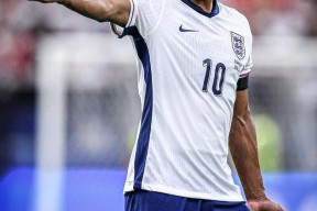 九游下载安装-凯恩官方宣布战术调整新规，塞尔维亚队引发争议！-九游下载安装